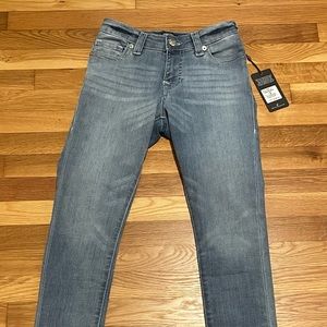 True Religion Jennie Curvy Mid-Rise Super Skinny Jeans
Blue Light Wash 26 New